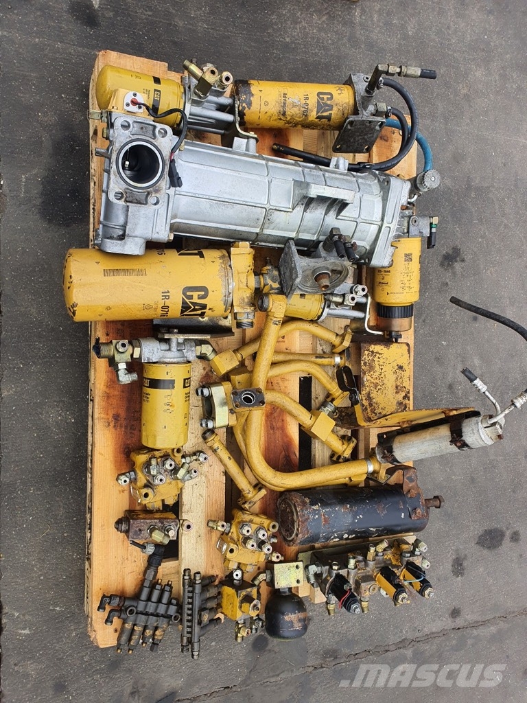 CAT 325/C/D USED HYDRAULIC BLOCK+HYDRAULIC PARTS هيدروليات