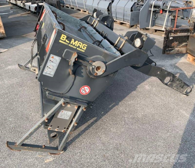Bomag BS 180 Двойни барабанни ролки