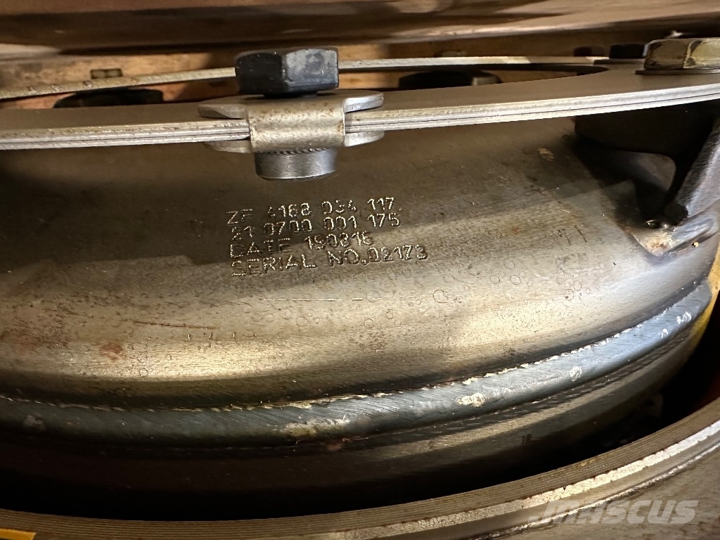 ZF 4WG191 트랜스미션