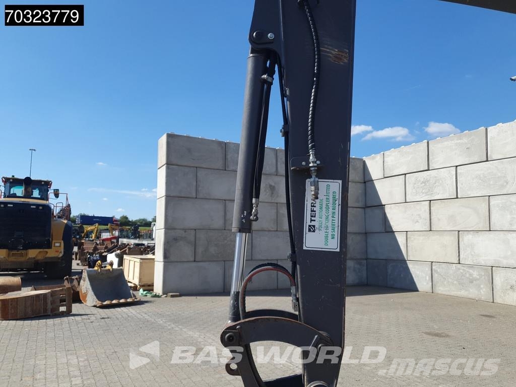 Volvo ECR58 F A/C - 3 Buckets حفارات صغيرة أقل من 7 طن (حفارات صغيرة)