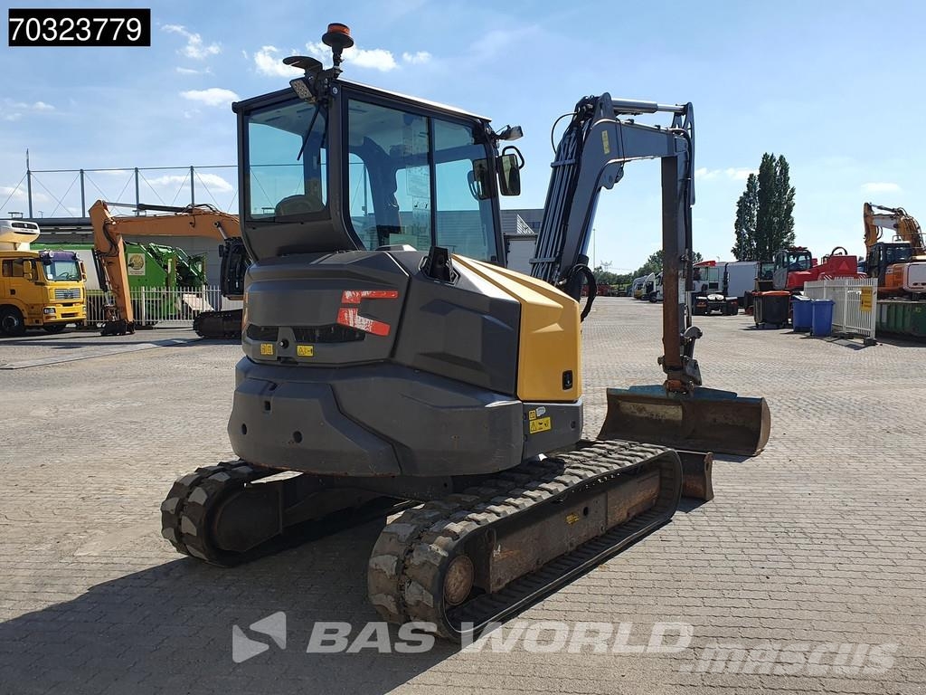 Volvo ECR58 F A/C - 3 Buckets Mini excavatoare < 7t