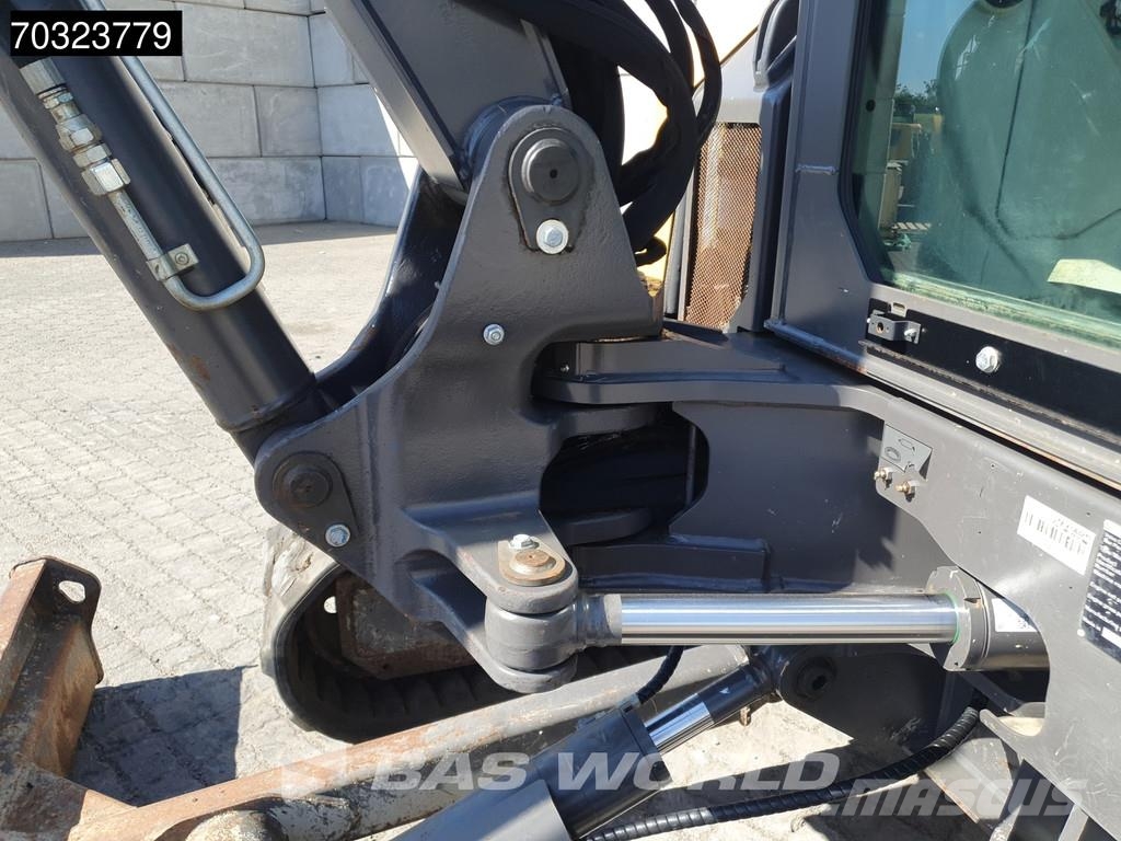 Volvo ECR58 F A/C - 3 Buckets حفارات صغيرة أقل من 7 طن (حفارات صغيرة)