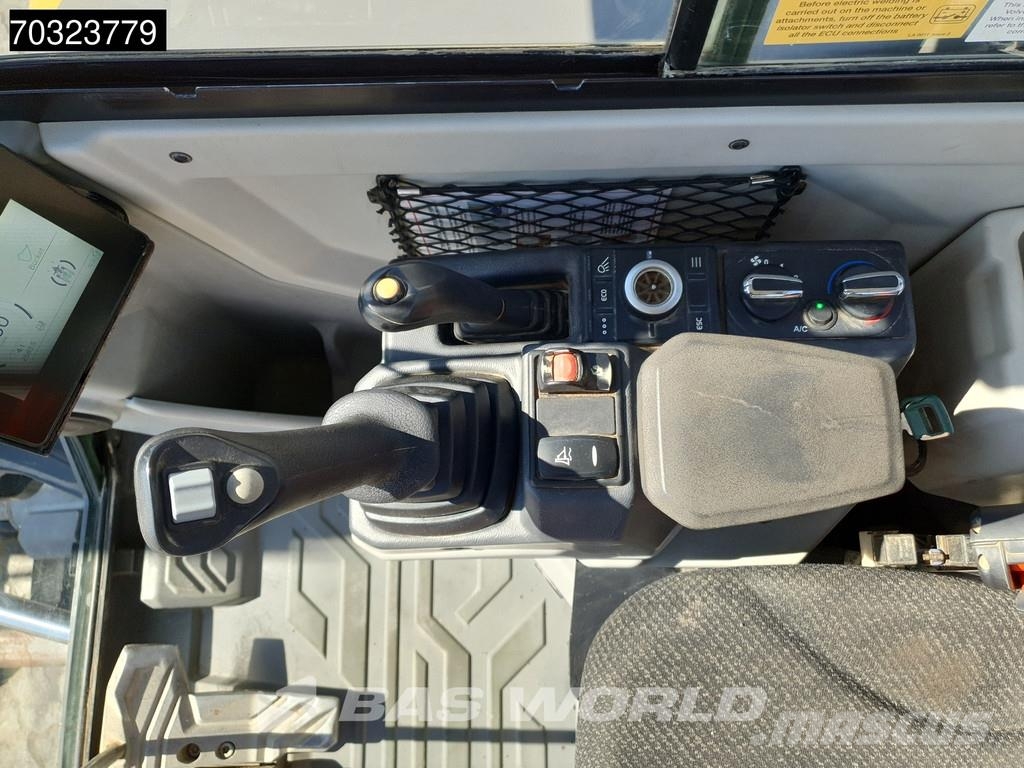 Volvo ECR58 F A/C - 3 Buckets Mini excavatoare < 7t