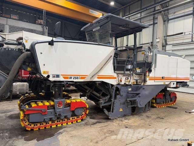 Wirtgen W 250 i Moinhos de asfalto a frio