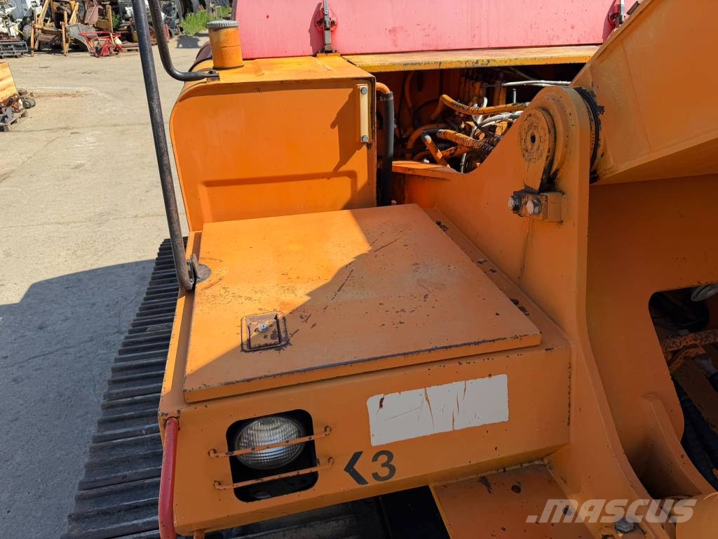 Fiat-Hitachi FH 220 LC Excavadoras sobre orugas