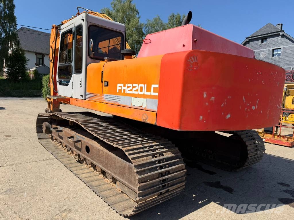 Fiat-Hitachi FH 220 LC Excavadoras sobre orugas