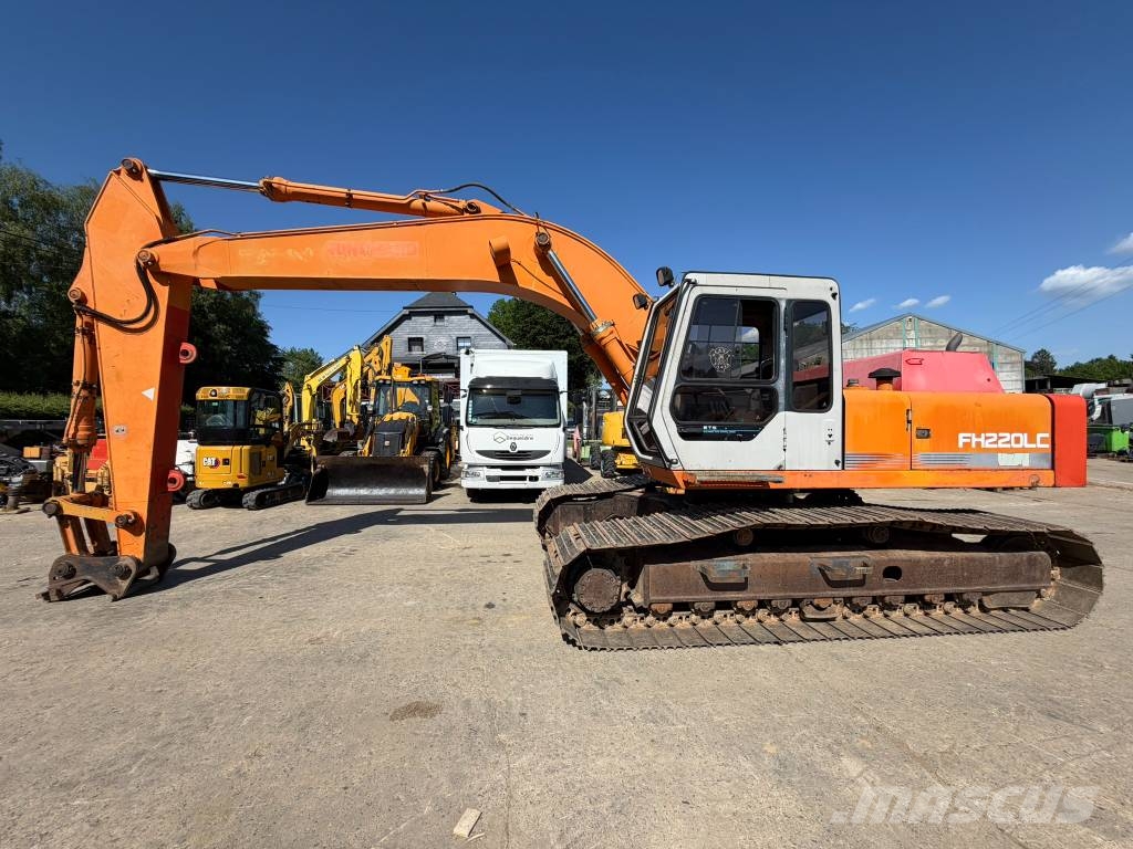 Fiat-Hitachi FH 220 LC Excavadoras sobre orugas