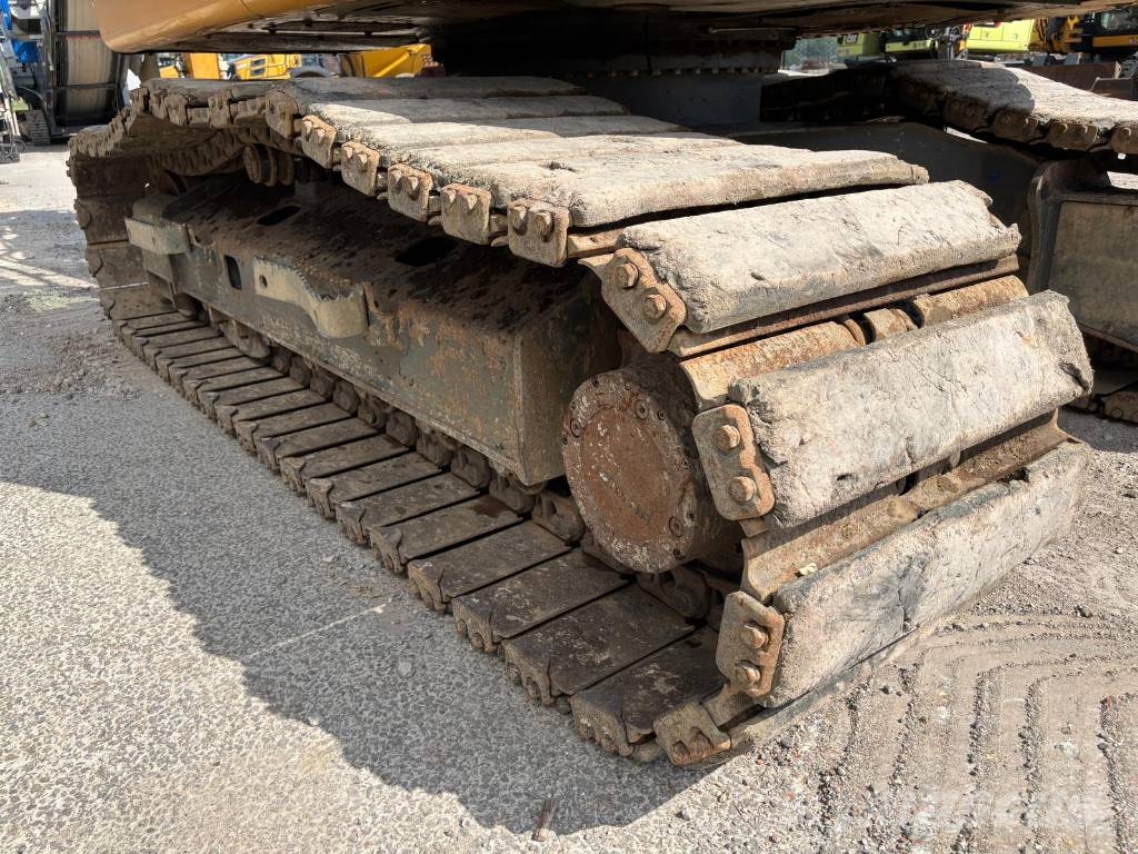 Liebherr R 914 Compact Litronic Pelle sur chenilles
