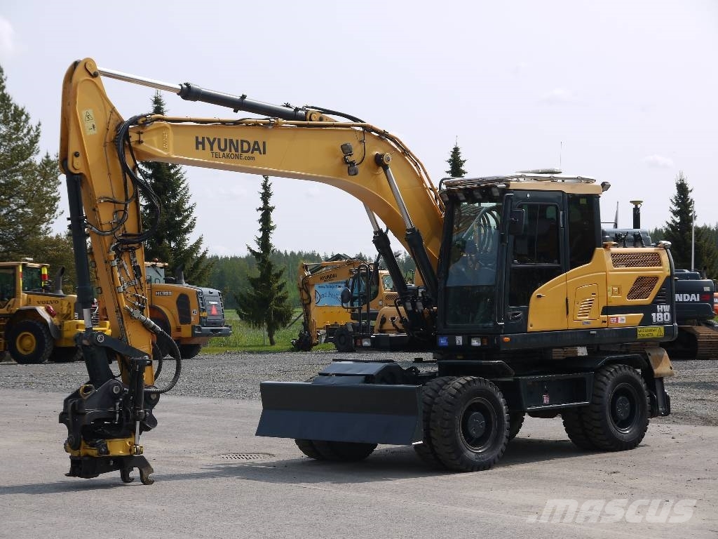 Hyundai HW 180 Ratiniai ekskavatoriai