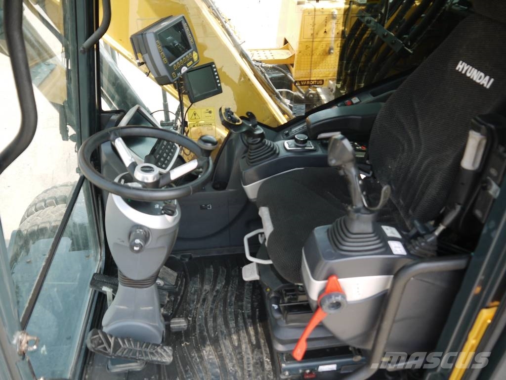 Hyundai HW 180 Ratiniai ekskavatoriai