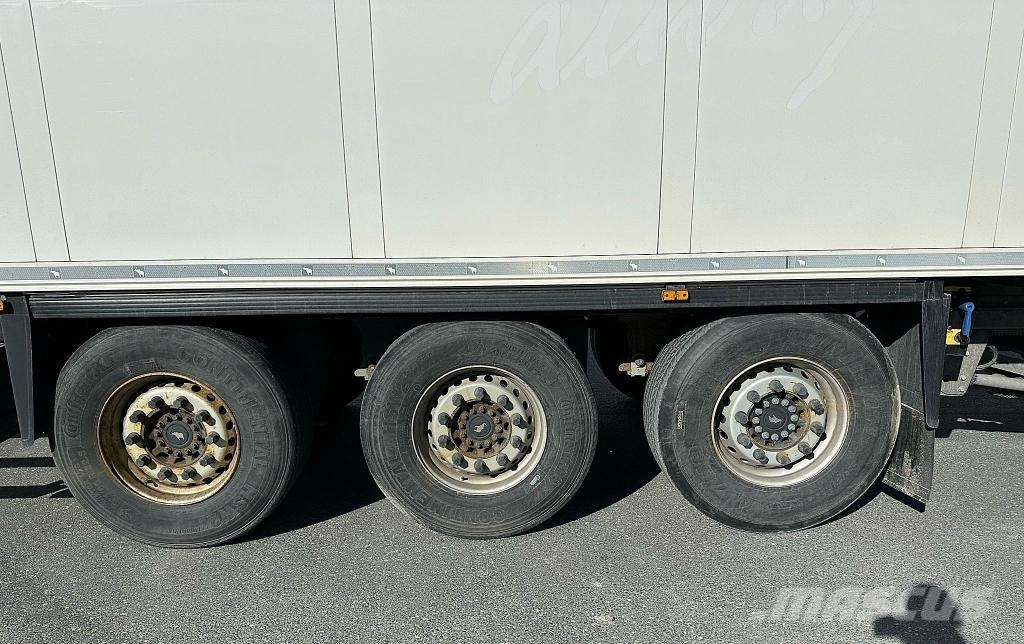 Schmitz Cargobull Trailer Reefer Flower Width & Dual Temp & Double S Koel-vries opleggers