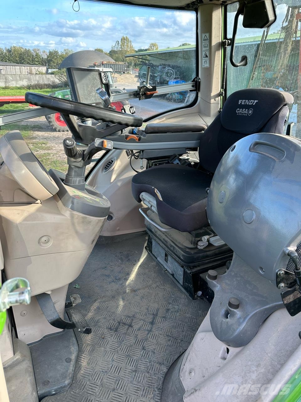 Fendt 826 VARIO PROFI + Traktorer