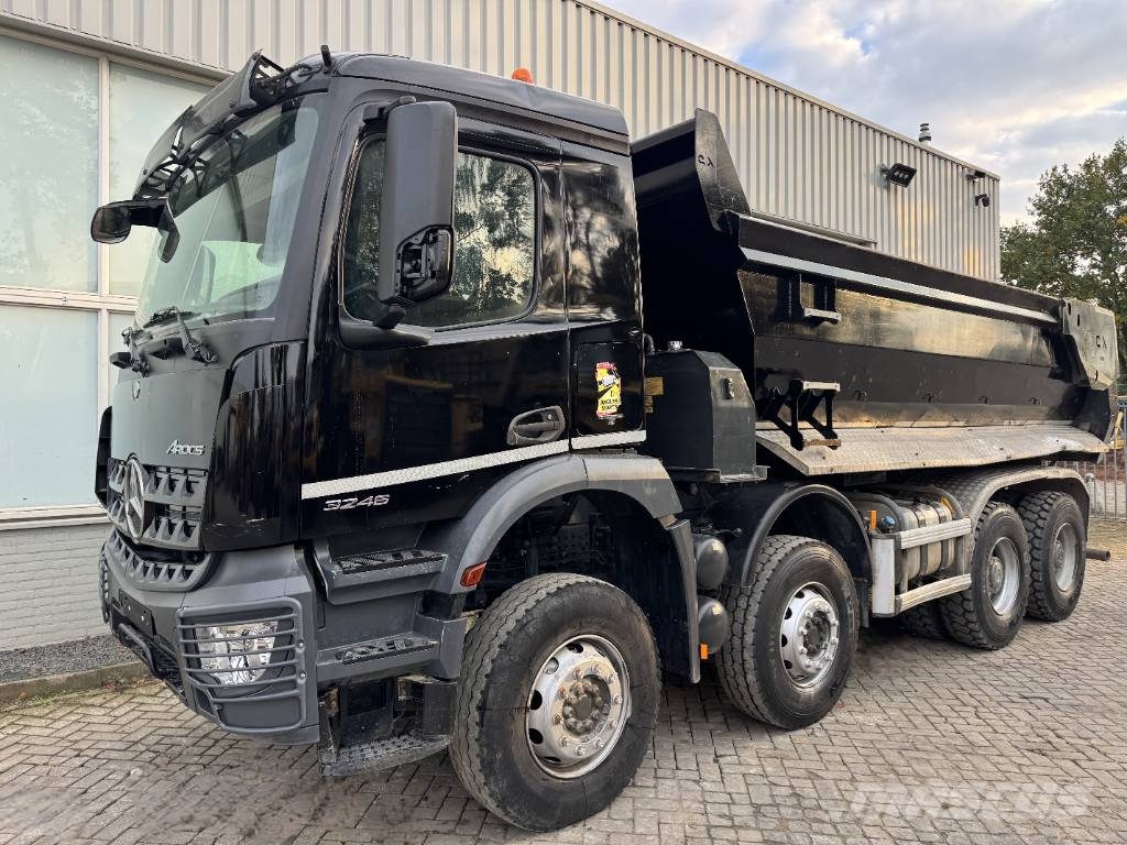 Mercedes-Benz AROCS 3246 8X4 TIPPER Billenő teherautók