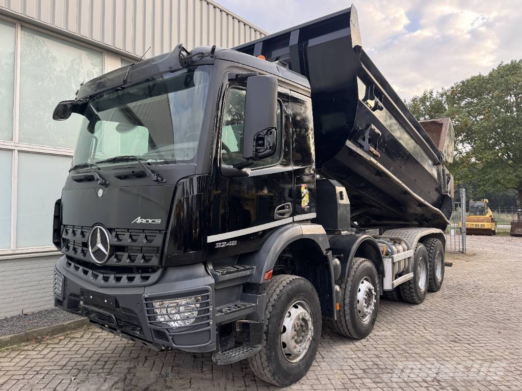 Mercedes-Benz AROCS 3246 8X4 TIPPER Billenő teherautók