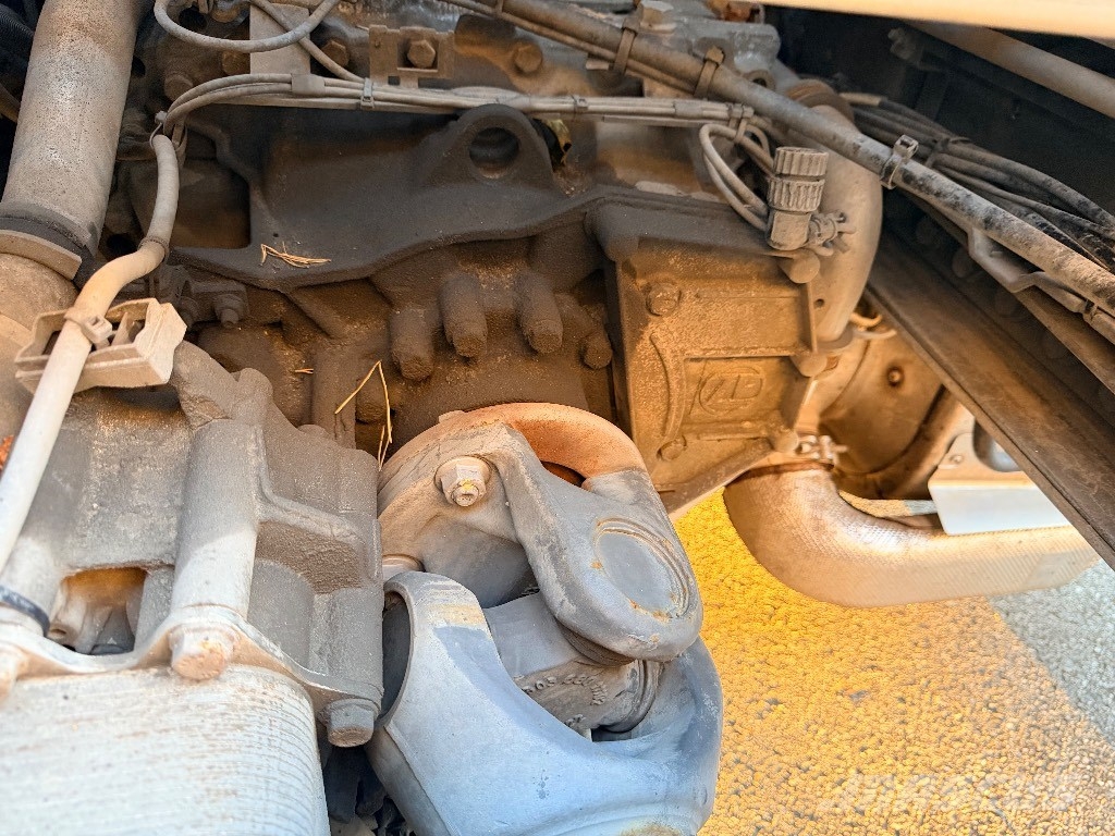 DAF XG 530 + FT 6x2 Autotractoare