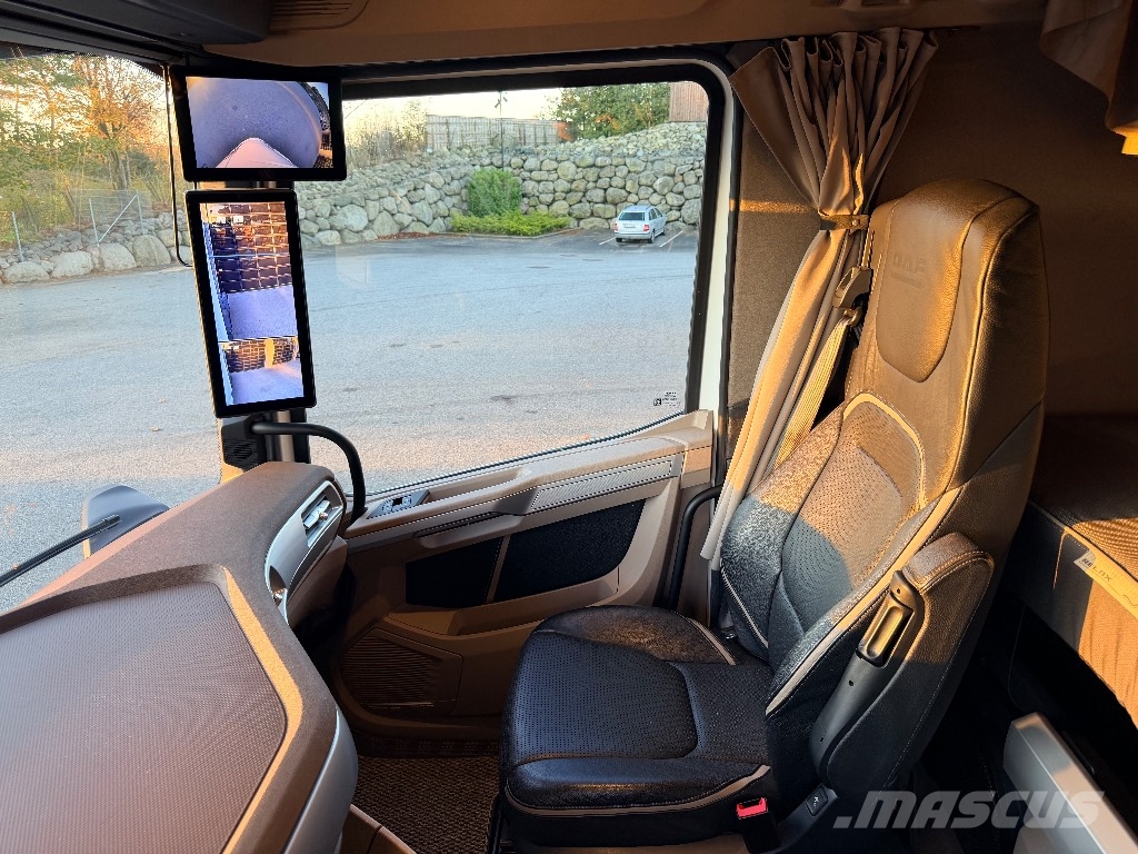 DAF XG 530 + FT 6x2 Autotractoare