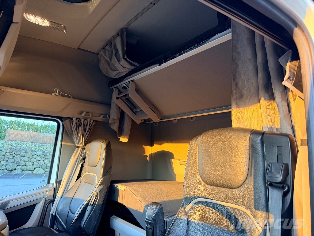 DAF XG 530 + FT 6x2 Autotractoare