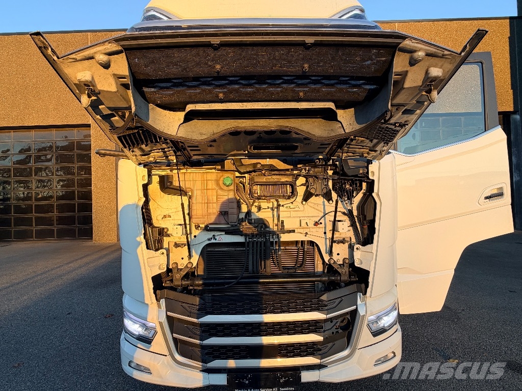 DAF XG 530 + FT 6x2 Autotractoare