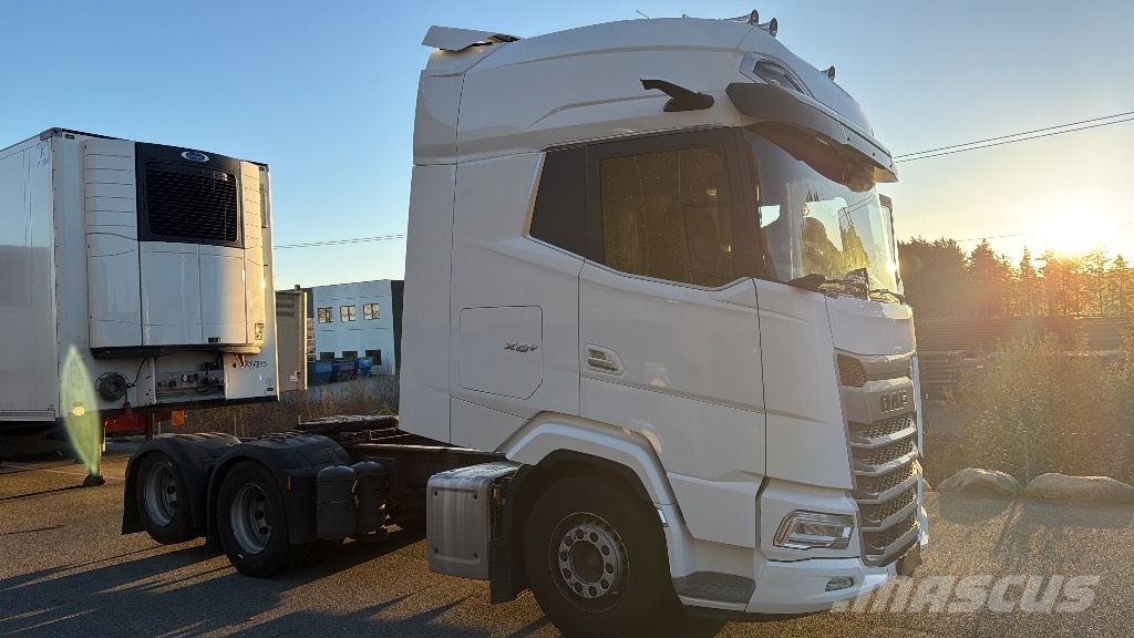 DAF XG 530 + FT 6x2 Autotractoare