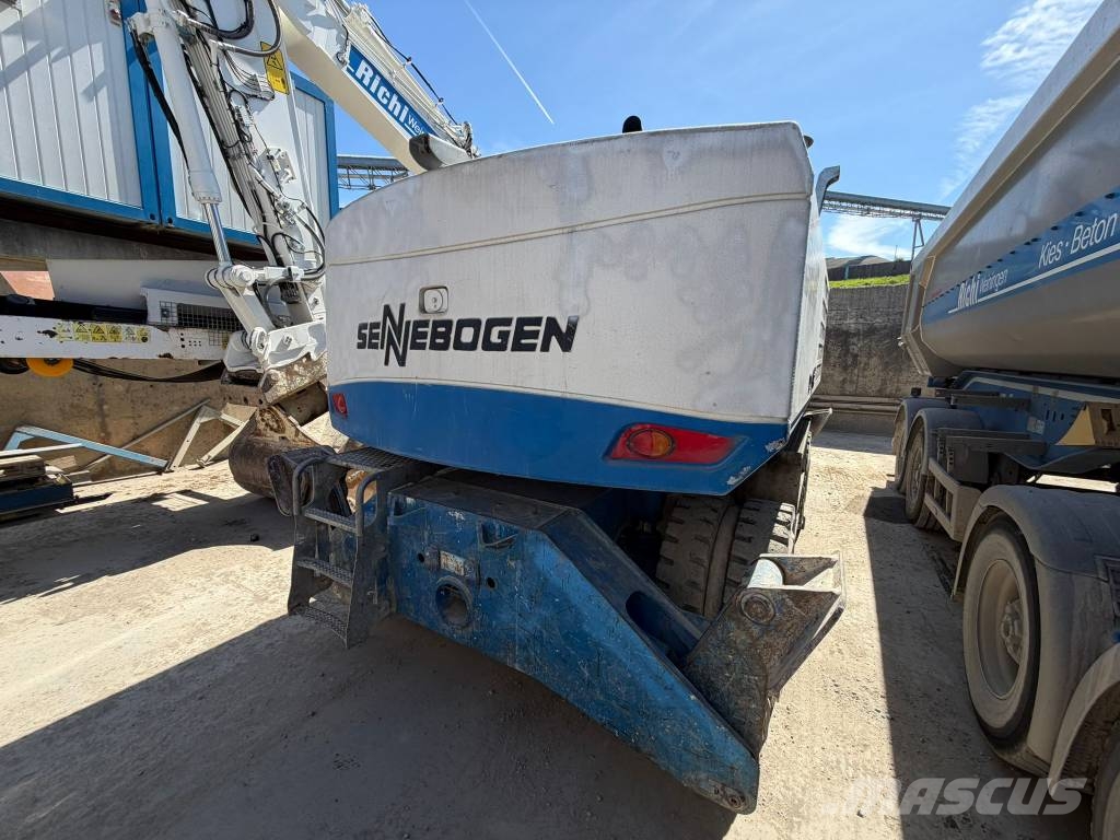 Sennebogen 821 E Bageri za manipuliranje materijalom / otpadom