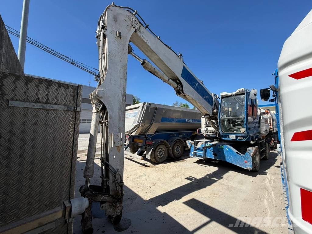 Sennebogen 821 E Bageri za manipuliranje materijalom / otpadom