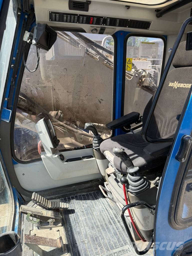Sennebogen 821 E Bageri za manipuliranje materijalom / otpadom