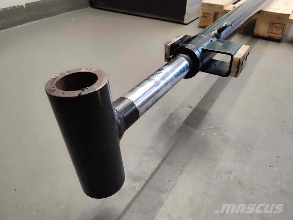 CAT TH 337 arm extension hydraulic cylinder Гідравліка