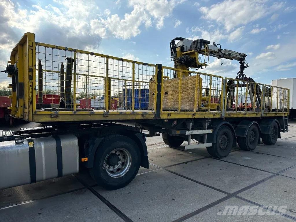 LAG 3 AXLE + HIAB 130R S2 平板半挂车\侧翻自卸半挂车