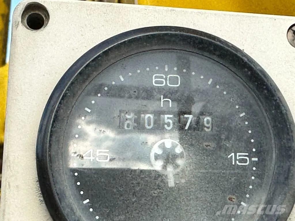 LAG 3 AXLE + HIAB 130R S2 平板半挂车\侧翻自卸半挂车