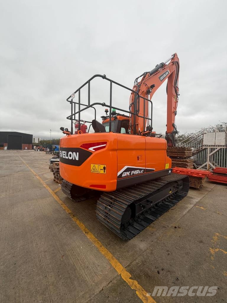 Develon DX 140 LC-7 K Excavadoras de cadenas