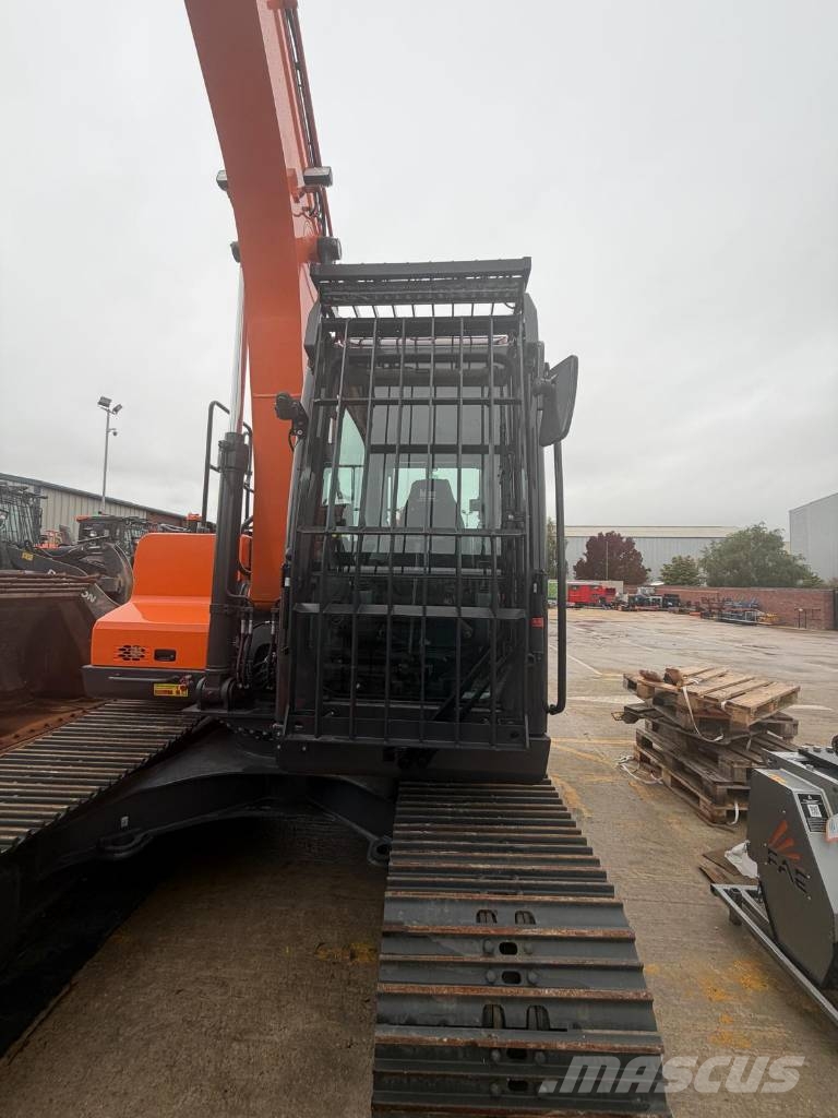 Develon DX 140 LC-7 K Excavadoras de cadenas