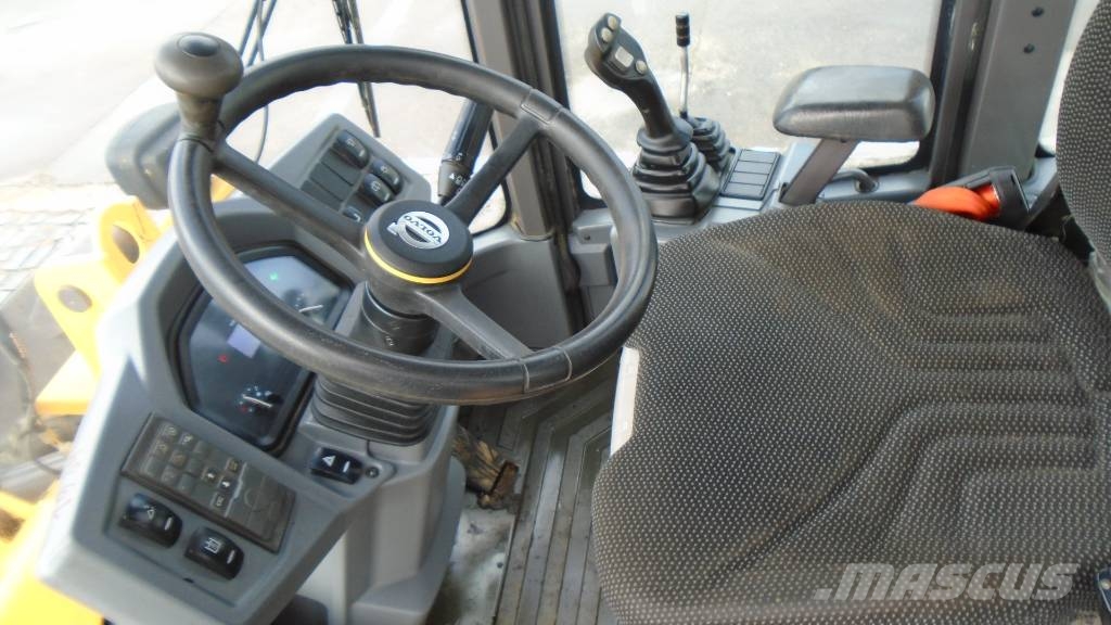 Volvo L 30 G Ładowarki kołowe