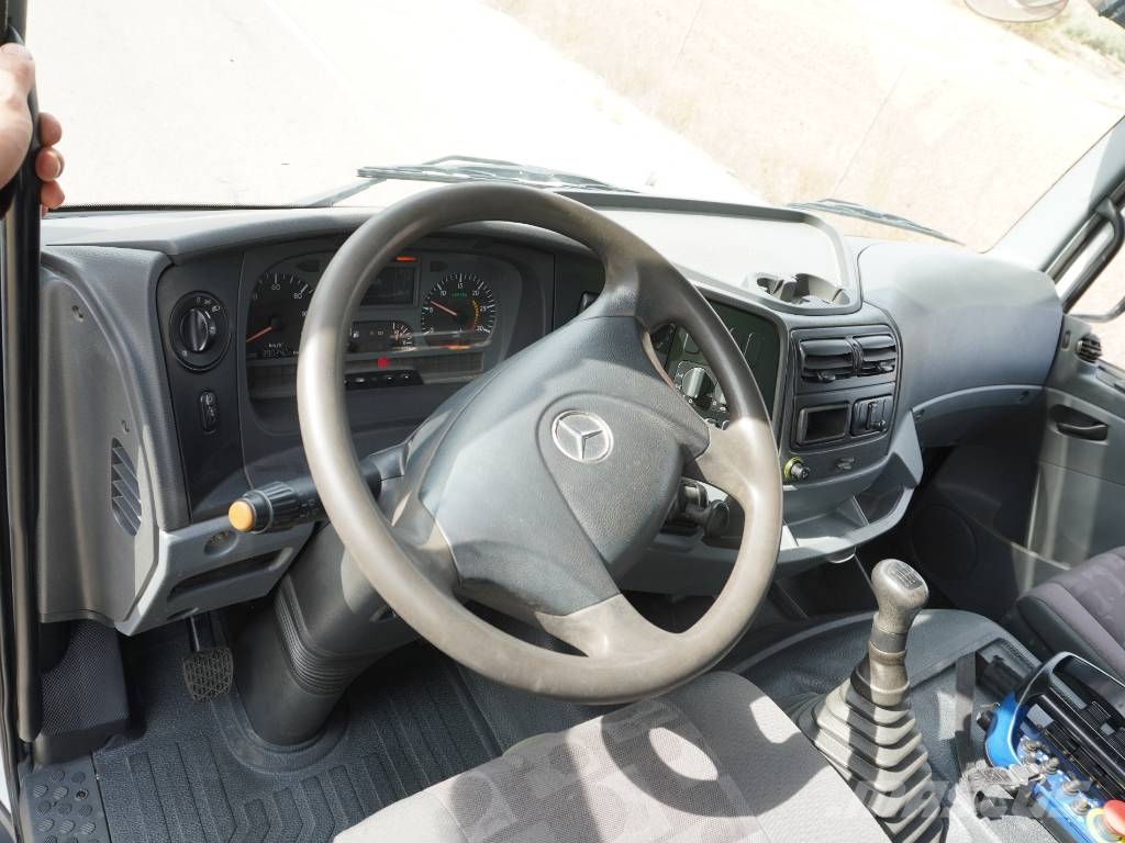Mercedes-Benz AXOR 1833K TRACCION 4X4 Camiones grúa