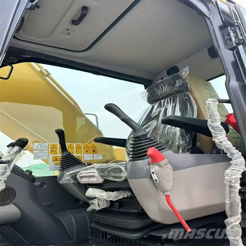 Komatsu PC220-11R Εκσκαφείς με ερπύστριες