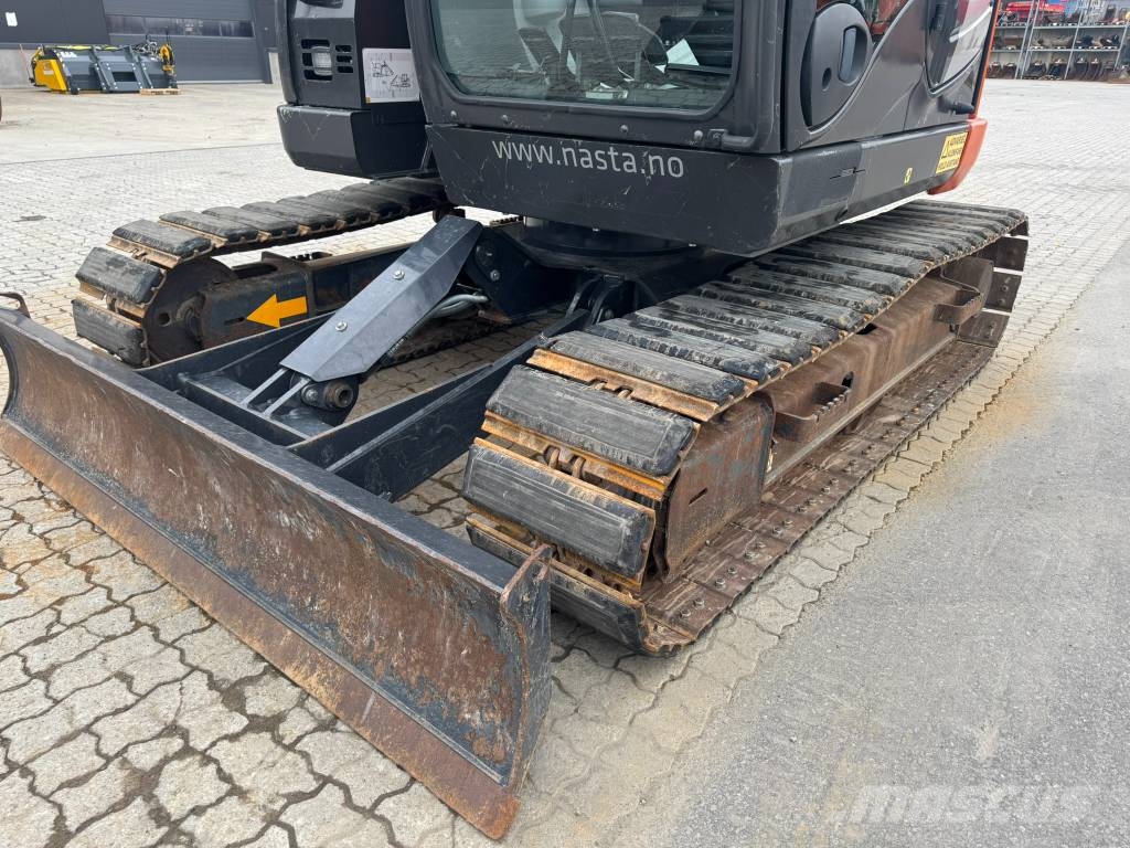 Hitachi ZX 85 US-6 Midi rýpadlá 7 t - 12 t