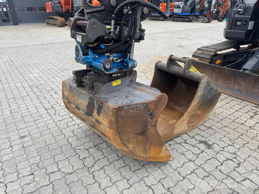Hitachi ZX 85 US-6 Midi rýpadlá 7 t - 12 t