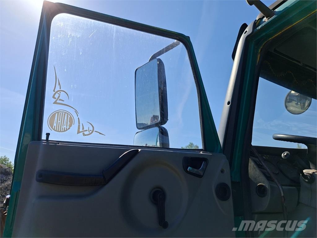 Tatra T815 6X6 TERNNO + HR Châssis cabine
