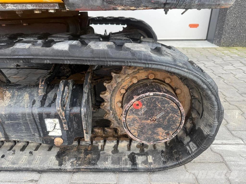 JCB 8029 CTS Mini bagri <7t