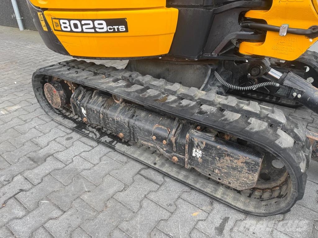 JCB 8029 CTS Mini bagri <7t