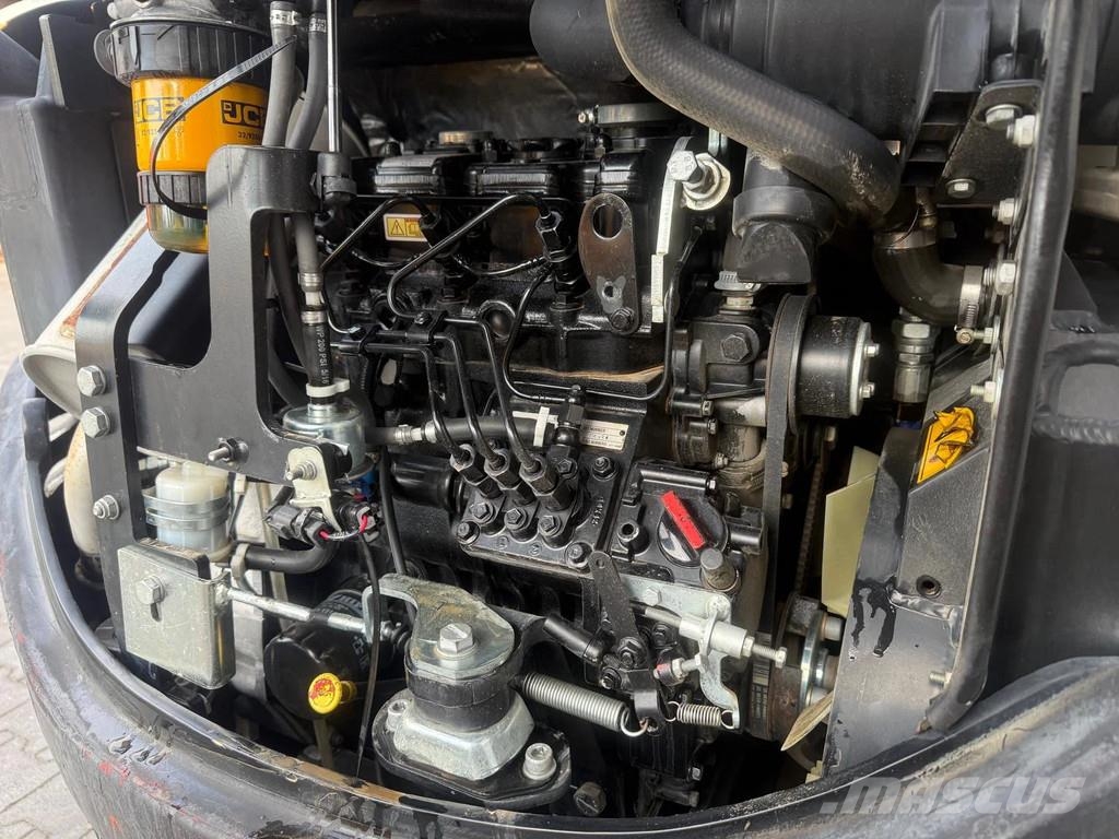 JCB 8029 CTS Mini bagri <7t