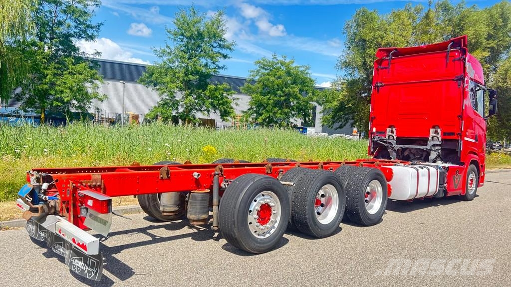 Scania 660S V8 NGS 8x4 | full air | retarder | steering | Fülkés alváz