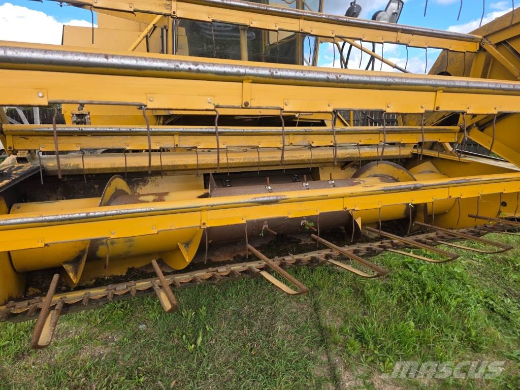 Sampo-Rosenlew 500 Combine harvesters