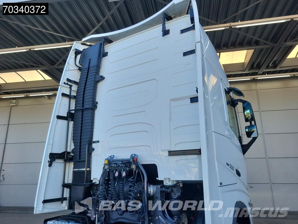 Volvo FH 500 4X2 XL NL-Truck APK 2x Tanks I-ParkCool ACC Sadulveokid