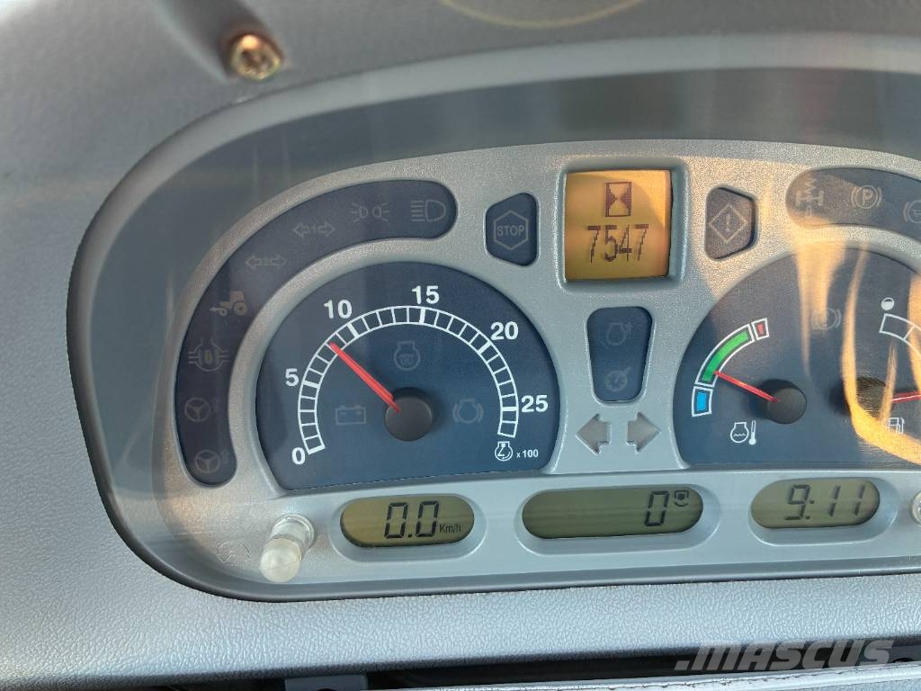 New Holland T6080 PCE 50KM/H Traktorit