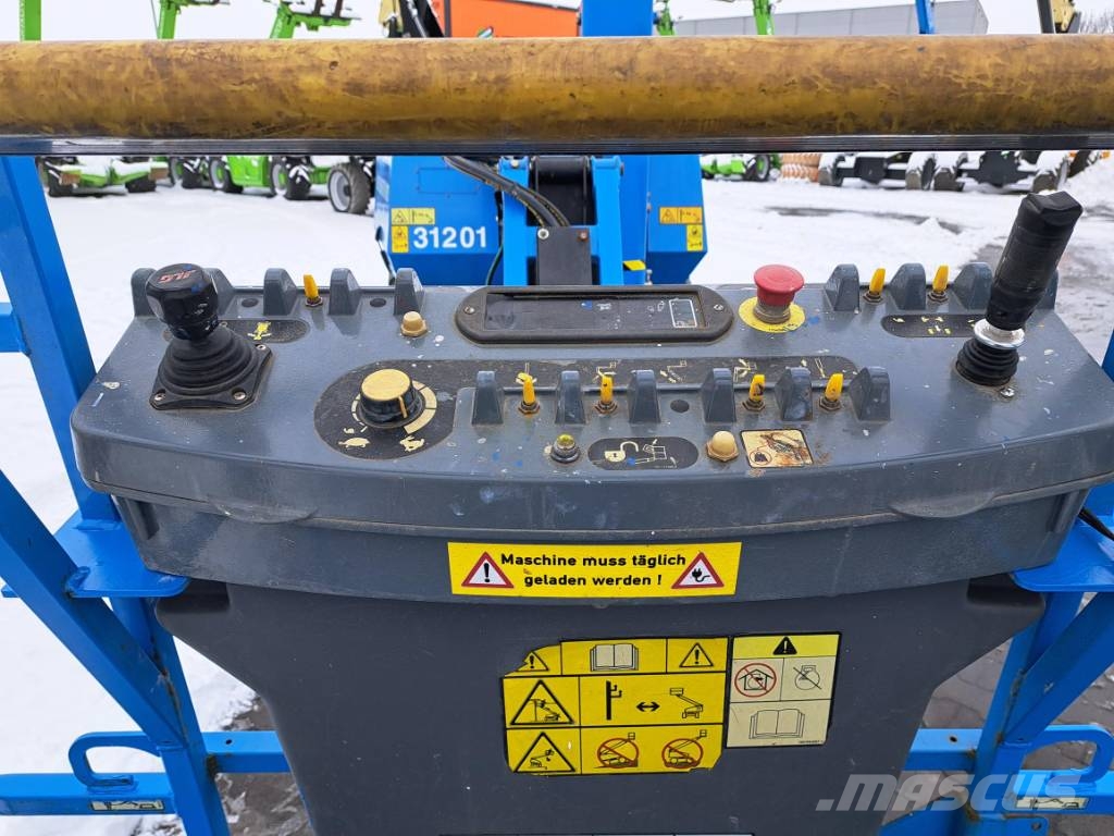 JLG H 340 AJ 관절형 전동이동 리프트