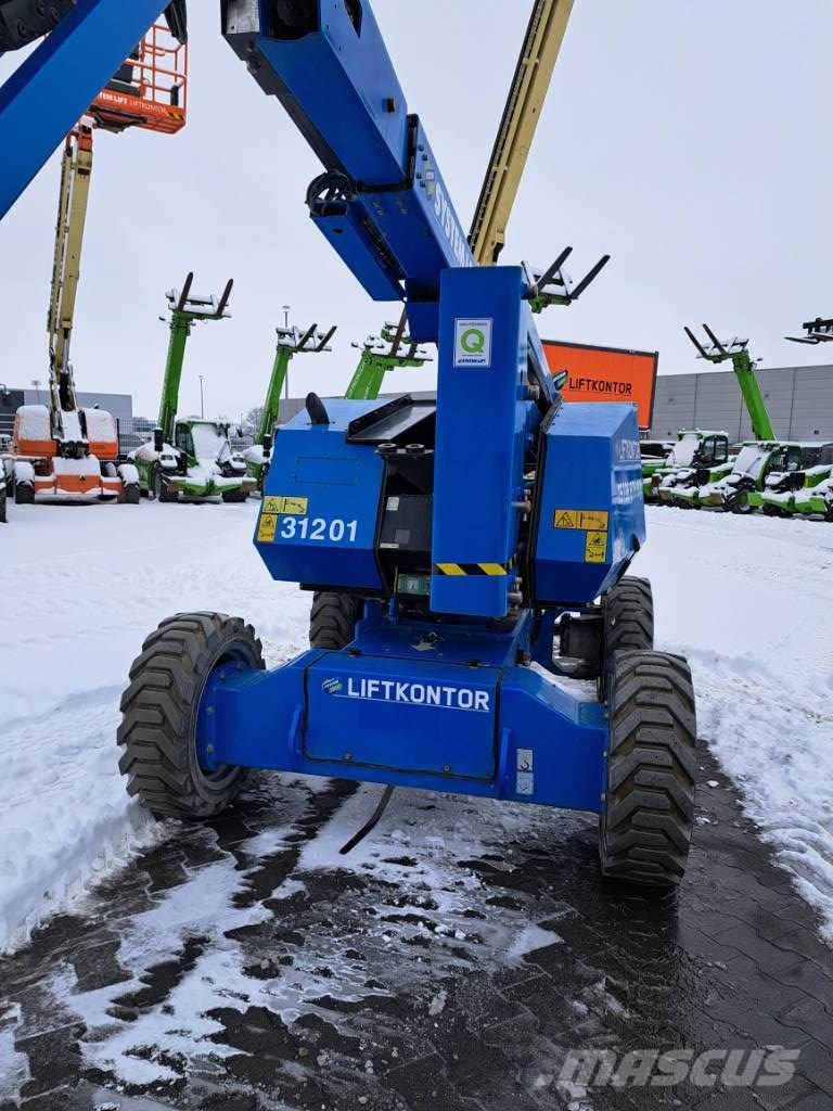 JLG H 340 AJ 관절형 전동이동 리프트