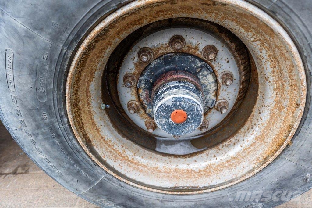 Renders BETON MIXER 12M3 + MOTOR (MALAXEUR/MISCHER) Egyéb - félpótkocsik