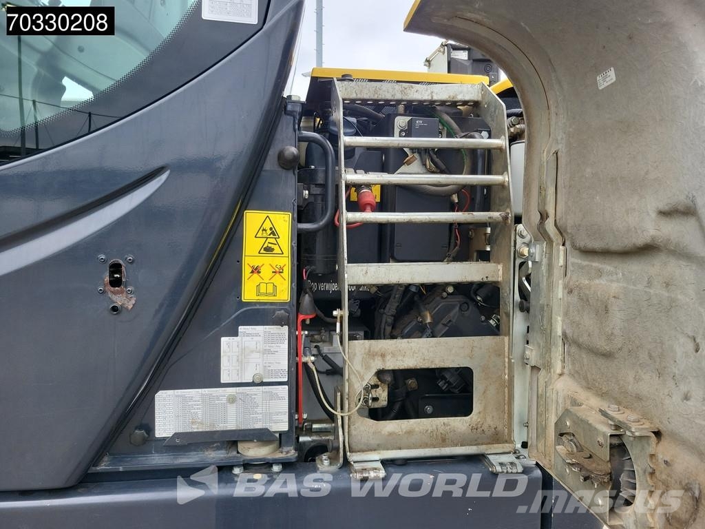 Yanmar B95 W B95W Auto Greasing - A/C حفارات بعجل