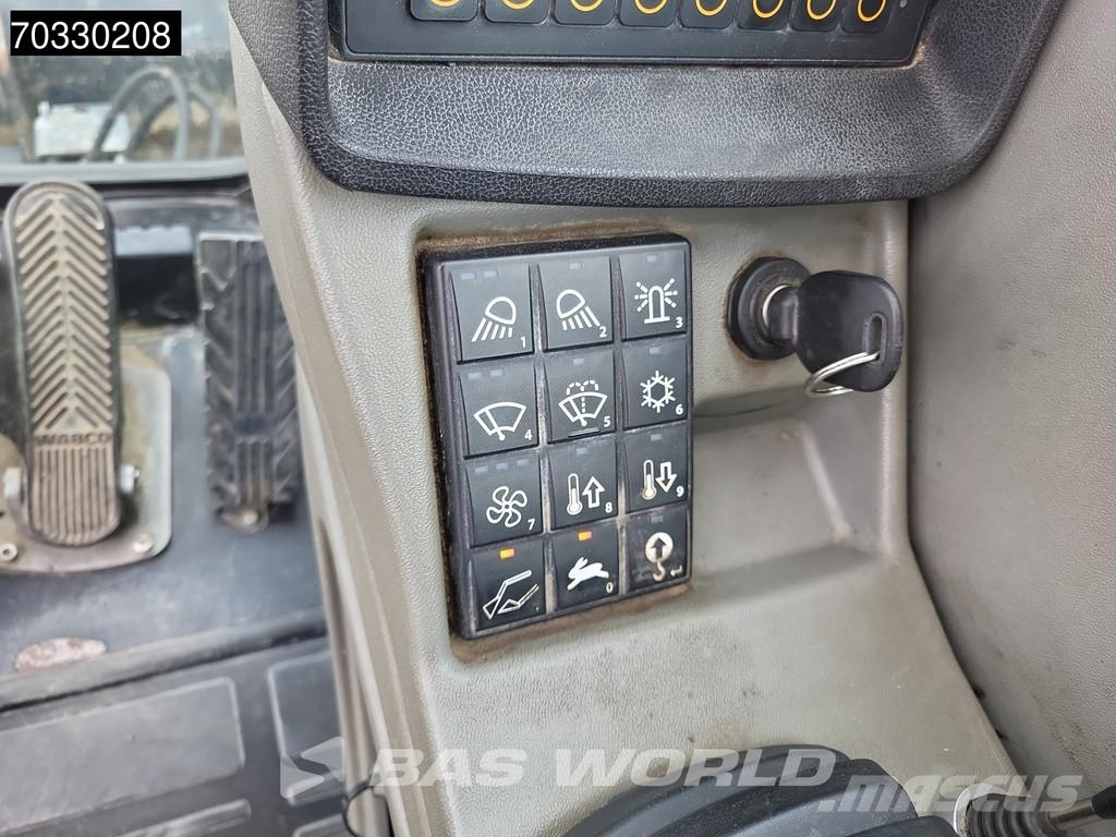 Yanmar B95 W B95W Auto Greasing - A/C حفارات بعجل