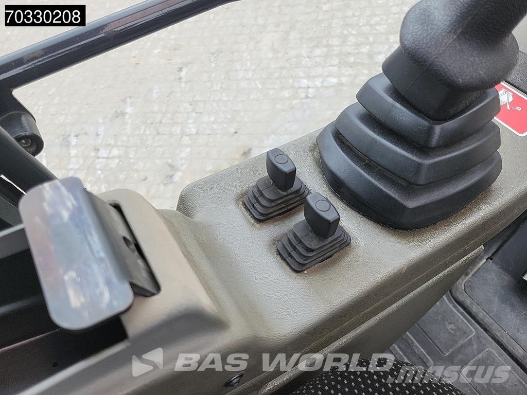 Yanmar B95 W B95W Auto Greasing - A/C حفارات بعجل